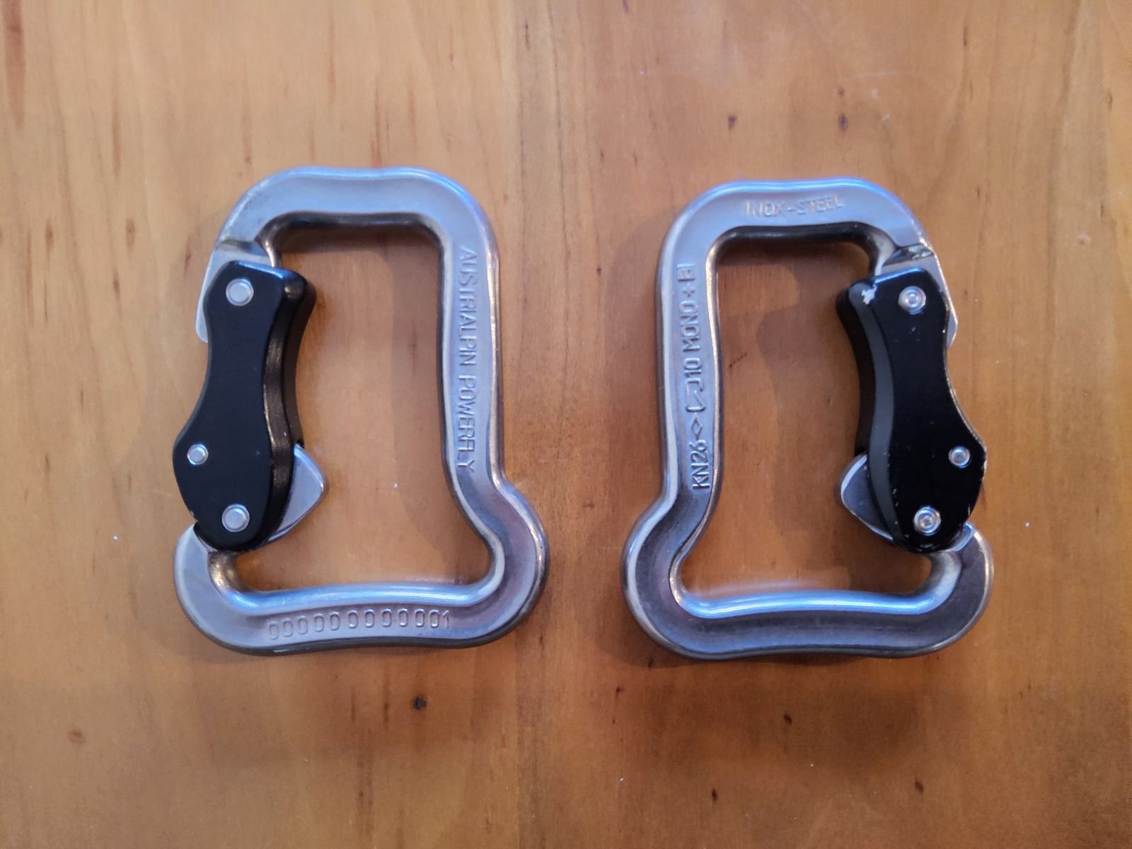 Austrialpin slidelock paragliding carabiner