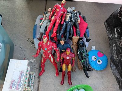 Collectors yard sale