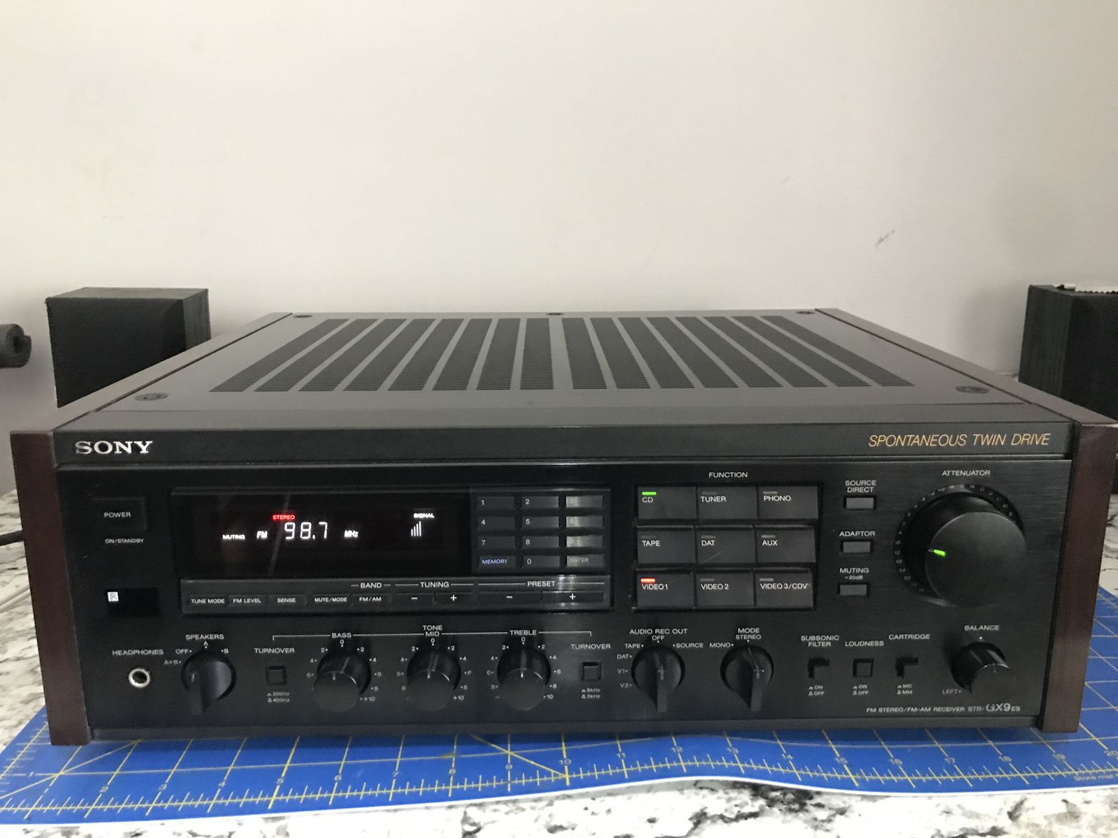 Sony STR-GX9ES Stereo Receiver w/ Original Remote-130W/ch