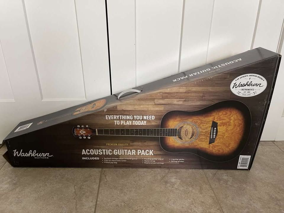 Washburn Premium Acoustic Guitar Pack Quilted Maple Top Vintage Tobacco Burst.