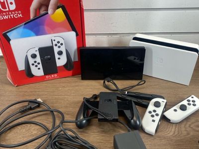 NINTENDO SWITCH OLED HEG-001 HANDHELD CONSOLE, WHITE, LIKE NEW CONDITION #WCP039482