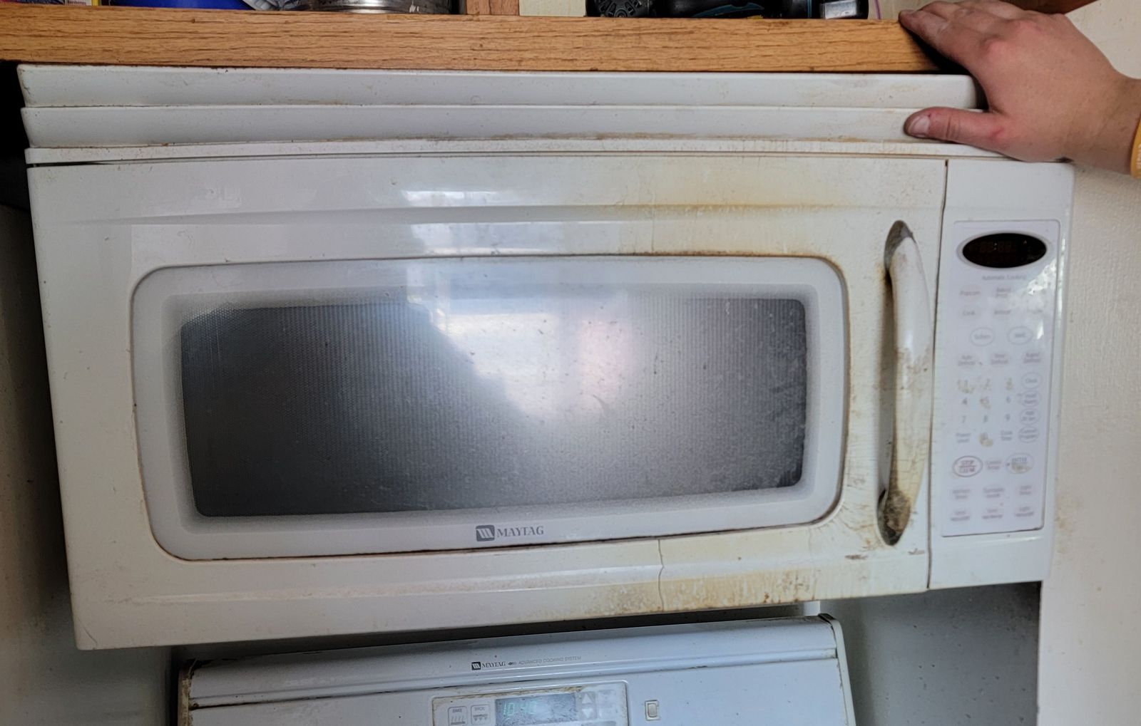 OVER THE RANGE MICOWAVE