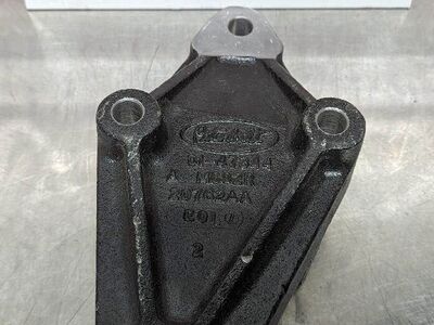 Peterbilt 520 Right Bracket for a Peterbilt 320