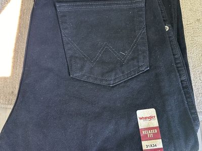 Wrangler Rugged Wear Men's Black Relaxed Fit Jeans - Size 31x34