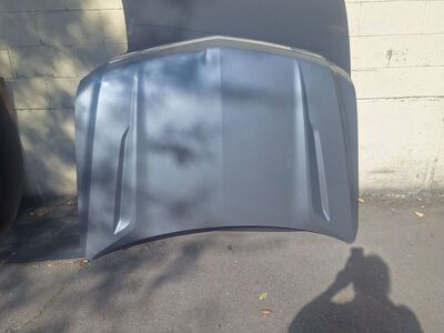 2023 cadillac escalade hood