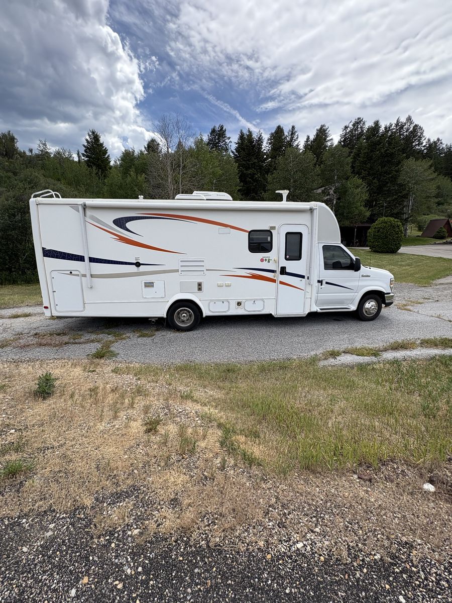 Main image 4