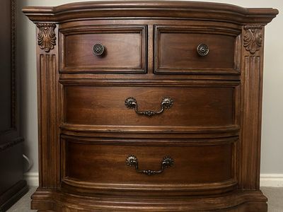Traditional Solid Wood Sleigh Bed Set with Two Nightstands cost over $5000 new