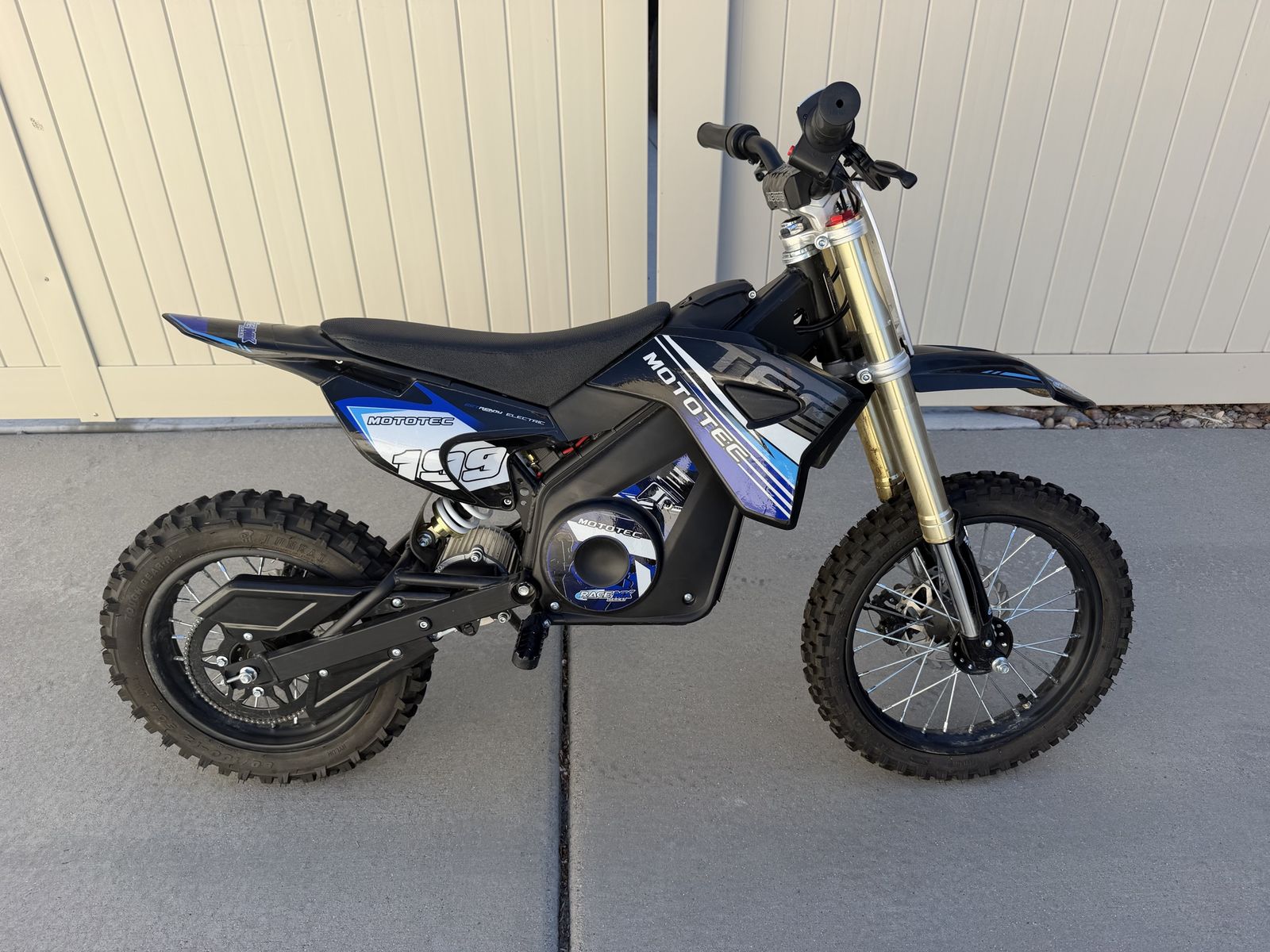 MotoTec 48V Pro Electric Dirt Bike 1800W Lithium – Blue