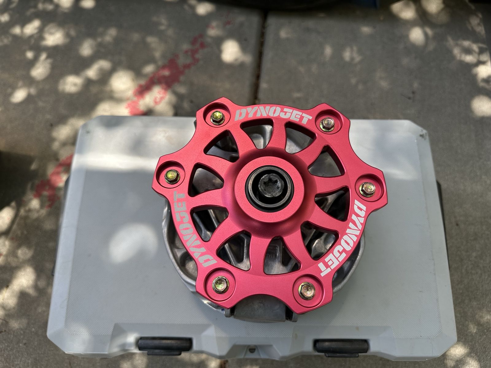 Rzr Pro primary clutch with Dynojet plate.