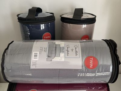 Douillette 1pc Comforter Twin Size 60"x86" - Various Colors, 100% Polyester