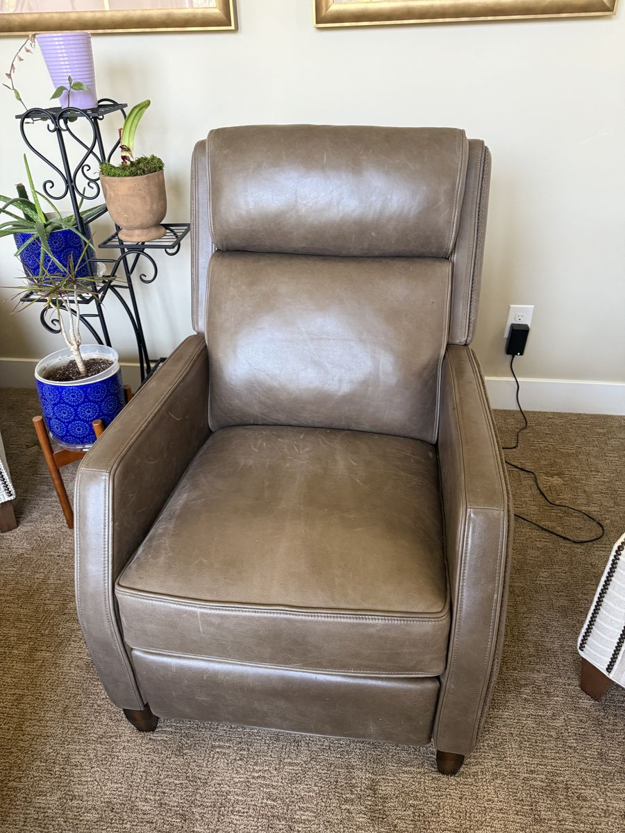 Power recliner