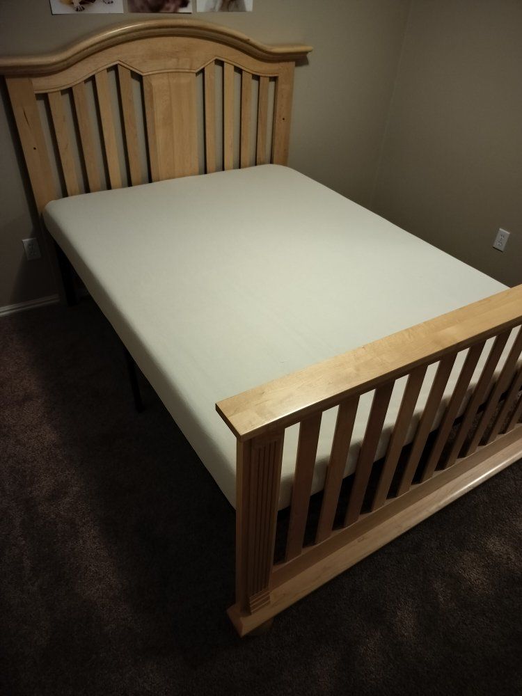 Full Size Metal Bed Frame with Wood Headboard and Footboard - Complete Set