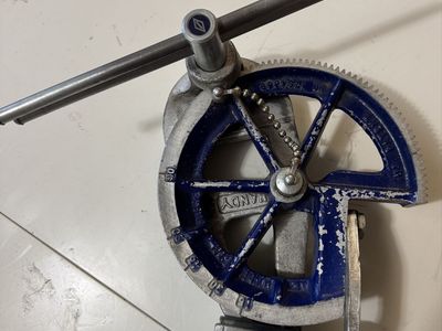 Imperial 270-F Gear Type Tubing Bender 1 in O.D. 4 in Radius lists new at $356.77