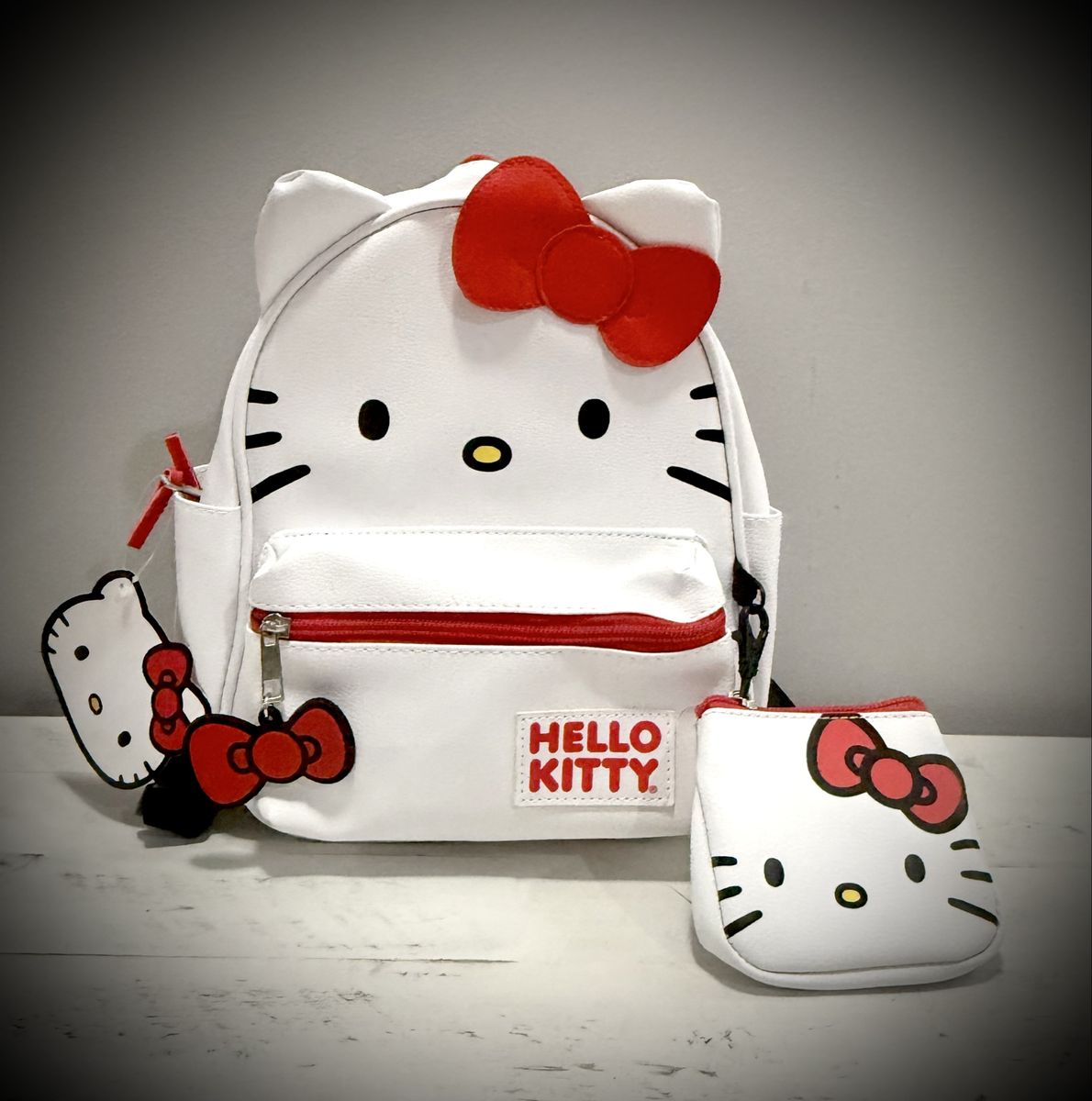 Hello Kitty White Backpack with Matching Pouch and Keychain