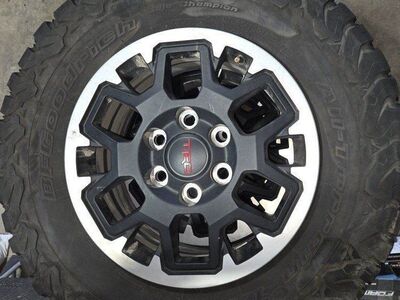 265/70R17 wheels and tires