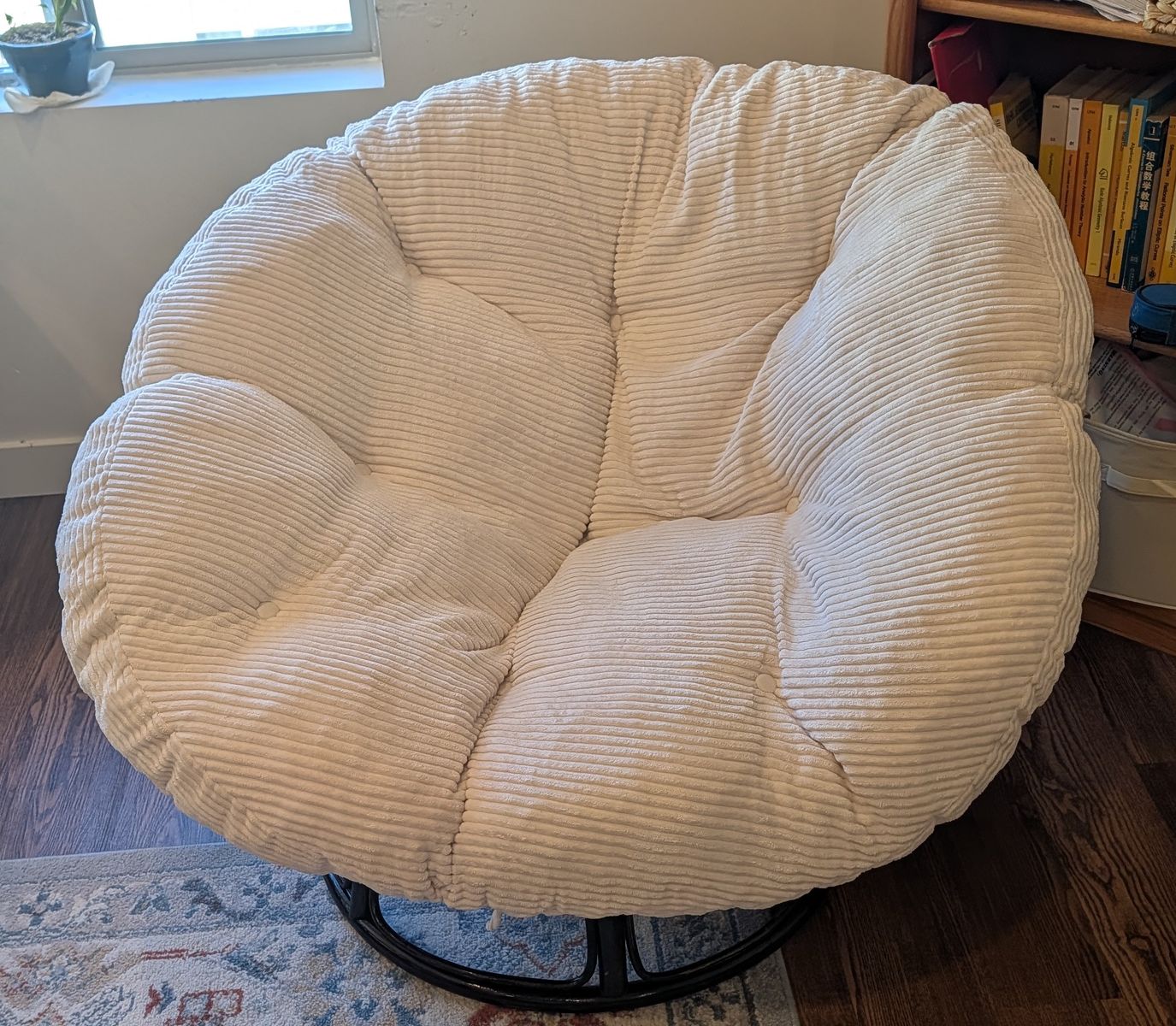 Papasan Chair with Cream Cushion