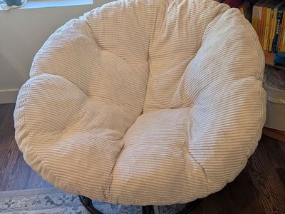 Papasan Chair with Cream Cushion