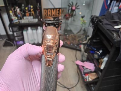 BaBylissPRO Rose GoldFX Outlining Trimmer