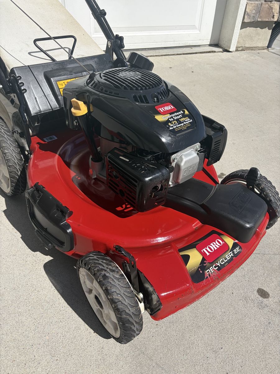 Toro Recycler 22” Self-Propelled Lawn Mower - Fully Reconditioned  - Read Full Ad