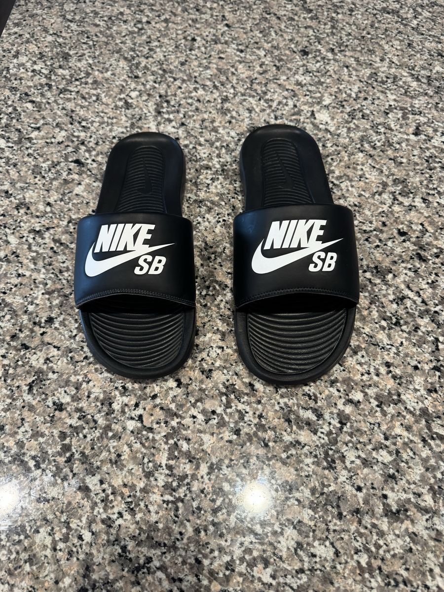 Nike SB Victori One Mens Slide Sandals