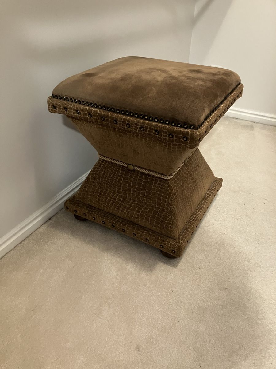 Ottoman Foot Rest $10 cash