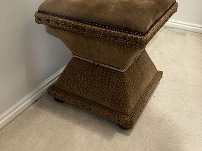 Ottoman Foot Rest $10 cash