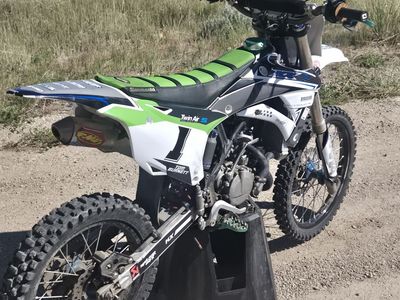2017 Kx 85 cc $2,000 Or Trade For Decent 450 cc. Dirt bike.