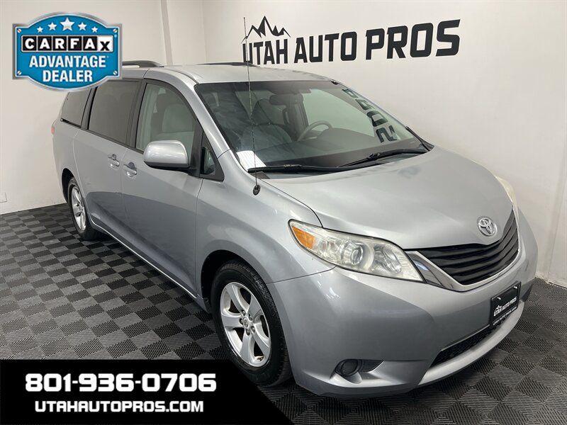 2011 Toyota Sienna LE 8-Passenger