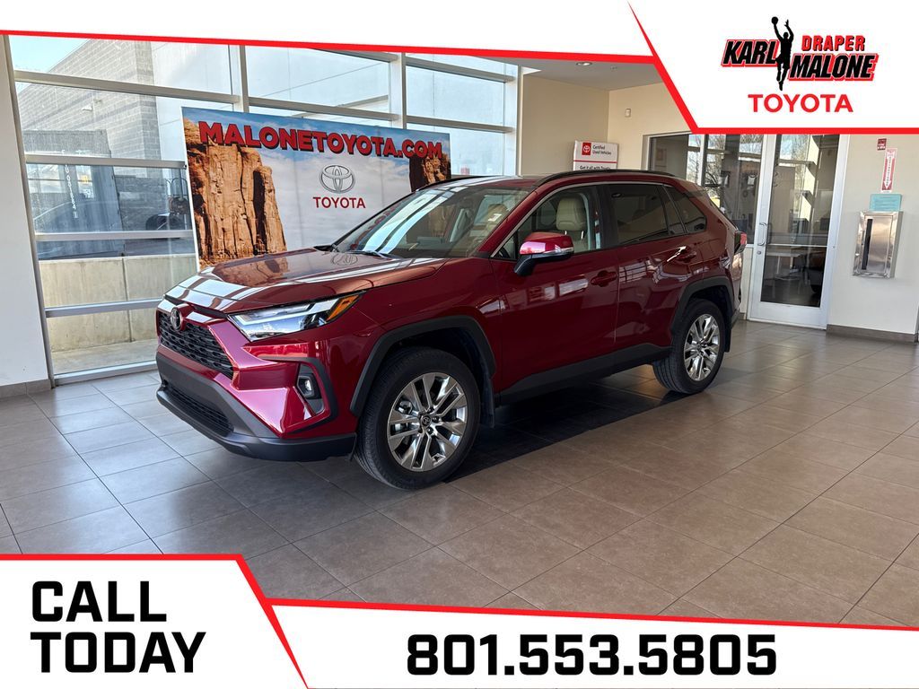 2025 Toyota RAV4 XLE Premium