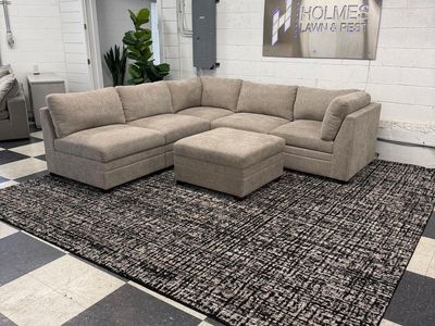LIKE NEW!! COSTCO THOMASVILLE TISDALE 6-PIECE FABRIC MODULAR SECTIONAL W/ STORAGE OTTOMAN, TAUPE!!