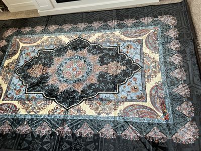 Brand new Area rug 6'6" x 9'10"