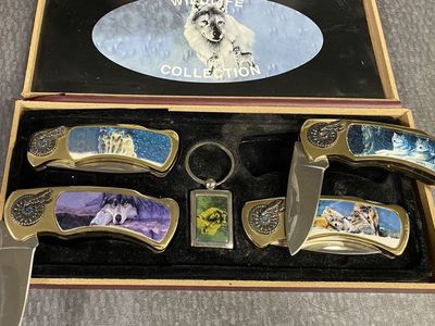Wolf themed items
