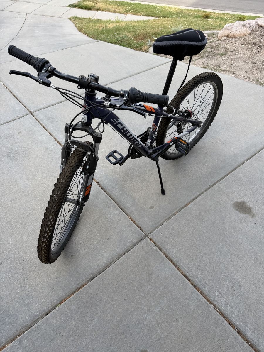 Schwinn Ranger 2.6 FS Youth Mountain Bike - Blue/Orange, 26" Wheels, Front Suspension