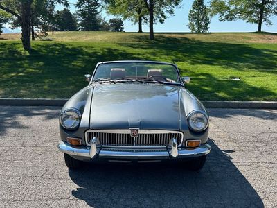 1977 MG B