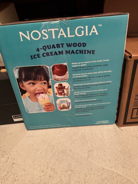 Nostalgia 4-Quart Wood Ice Cream Maker