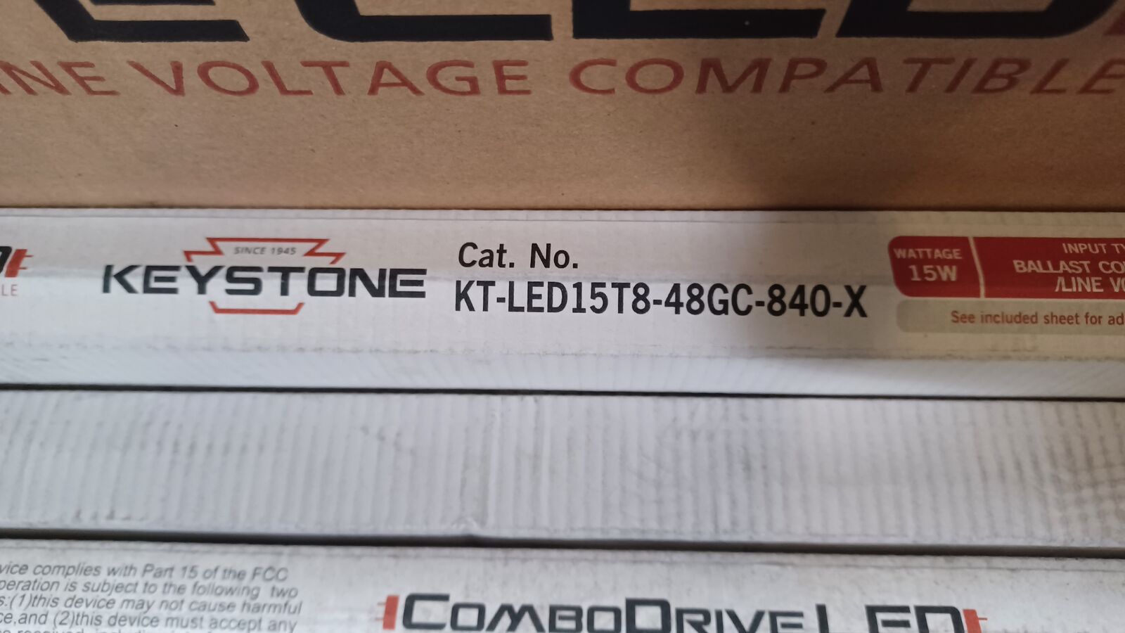 KEYSTONE 4ft LED T8 Medium Bi-Pin G13 15 W 4000K ballast compatible 25 qty