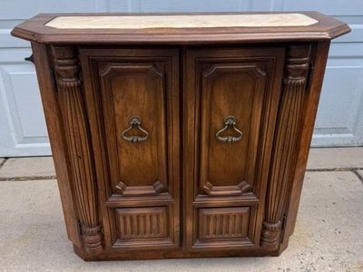 Darling table