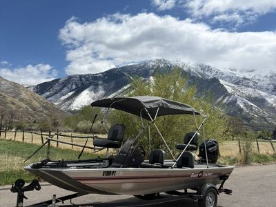 2020 Bass Tracker Classic XL fishing Boat