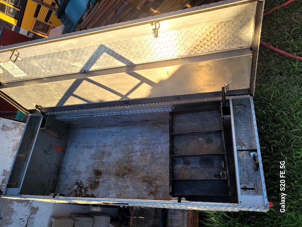 weather-guard 117 aluminum truck toolbox