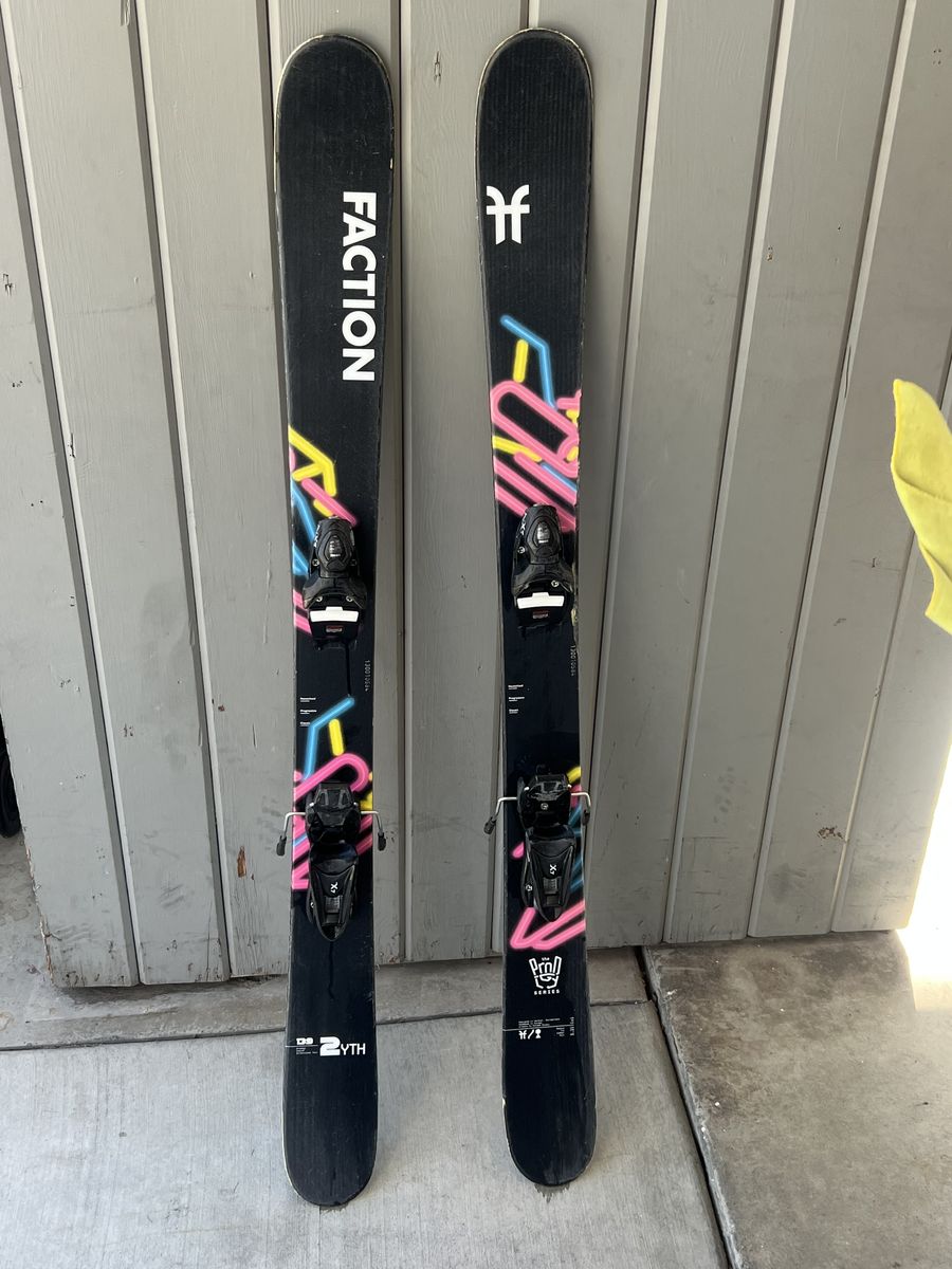 Faction skis