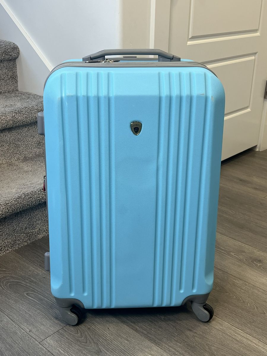 Olympia 25" Hard Shell Spinner Suitcase – Light Blue | Mid-size Checked Luggage