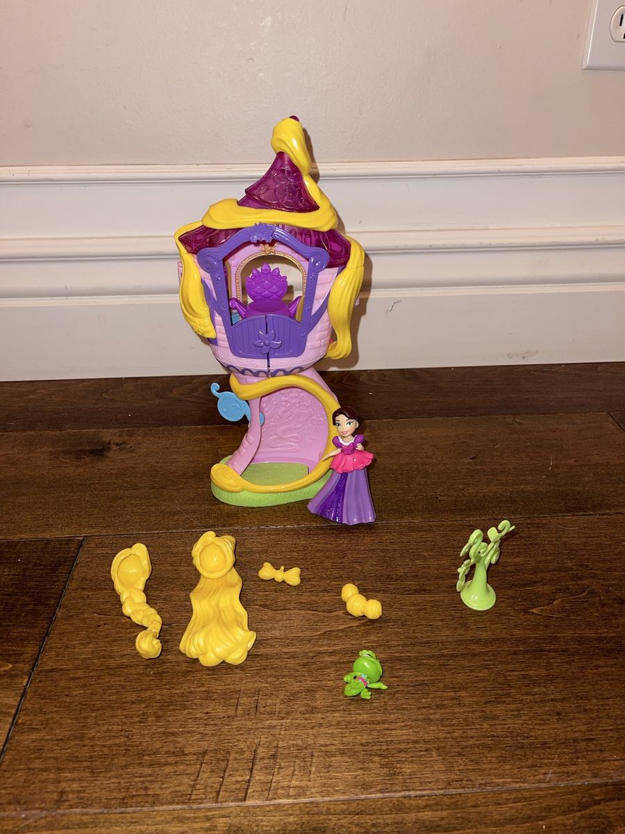 Disney Princess Little Kingdom Rapunzel’s Stylin’ Tower Playset