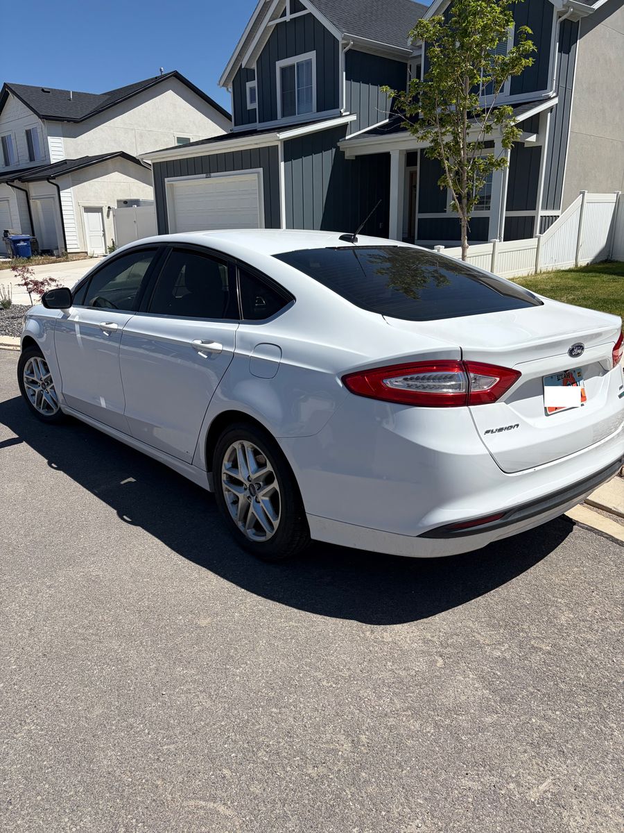 2013 Ford Fusion SE