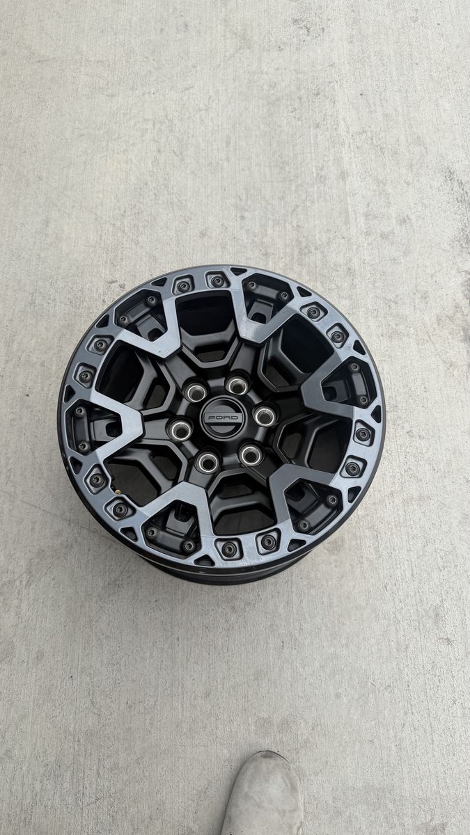 Ford F150 Raptor R Rims 17” New takeoffs