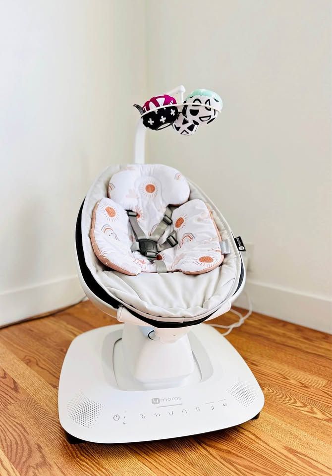 4moms MamaRoo Multi- Motion Baby Swing