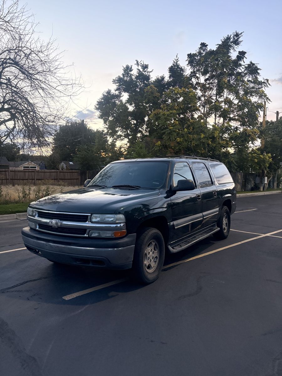 2004 Chevrolet Suburban 