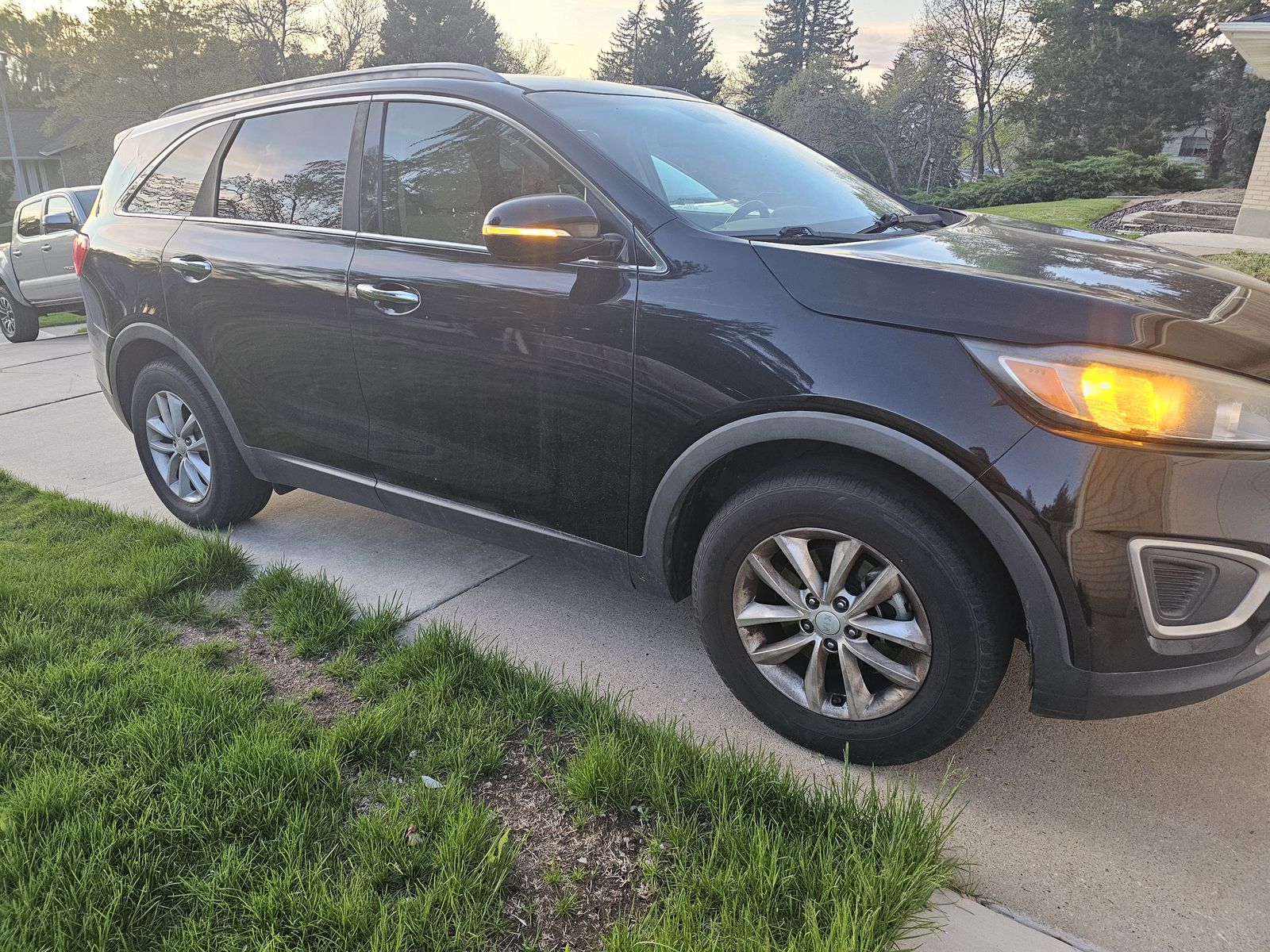 2016 KIA SORENTO LX