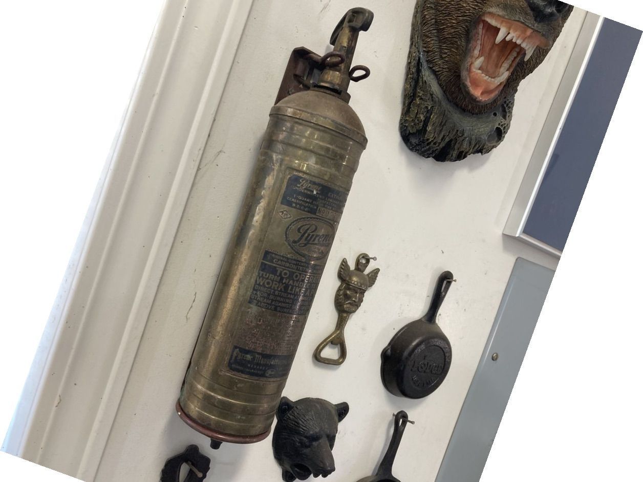 Main image 1