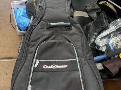 Road Runner Soft Padded Guitar Case.