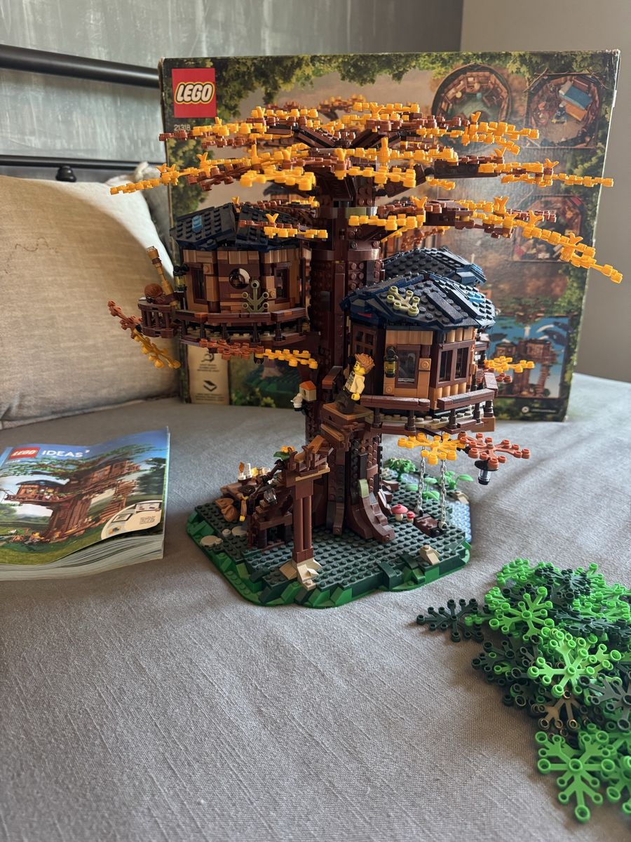 LEGO ideas Tree House 21318